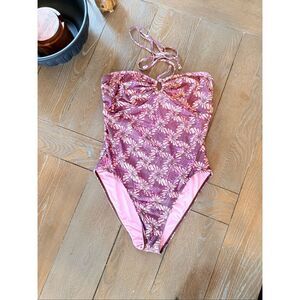 Xirena Analyse Onepiece swimsuit in the Night Blossom print Size Large